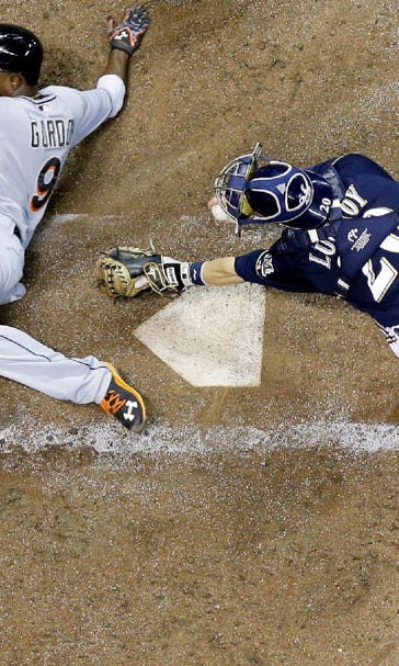 Nicolino leads Marlins past Brewers
